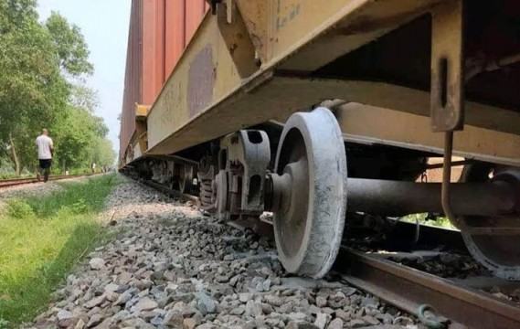 ব্রাহ্মণবাড়িয়ায় মালবাহী ট্রেন লাইনচ্যুত : ৫ সদস্য বিশিষ্ট্য তদন্ত কমিটি গঠন