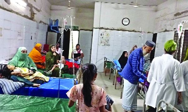 নারায়ণগঞ্জে ১০ দিনে চিকিৎসা নিয়েছেন সহস্রাধিক রোগী