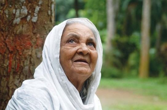 ‘মায়েদের অর্জন শুধুই একাকিত্ব’