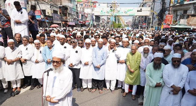 চিরনিদ্রায় শায়িত প্রবীণ রাজনীতিবিদ ও সাবেক প্রতিমন্ত্রী কবীর হোসেন