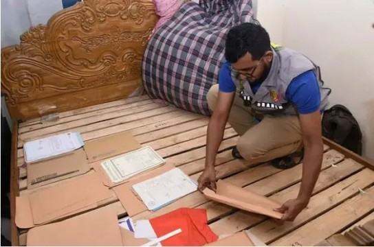 যেভাবে কেনা-বেচা হয় শিক্ষা প্রতিষ্ঠানের জাল সনদপত্র