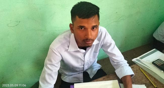 কিশোরগঞ্জে বাবার লাশ বাড়িতে রেখে পরীক্ষা কেন্দ্রে ছেলে
