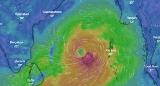 ঘূর্ণিঝড় মোখা : বাংলাদেশ ও মিয়ানমারের কয়েক লাখ মানুষ সরিয়ে নেয়ার প্রস্তুতি