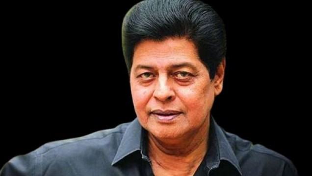 কালীগঞ্জের গ্রামের বাড়িতে চিত্রনায়ক ফারুকের জানাজার প্রস্তুতি চলছে