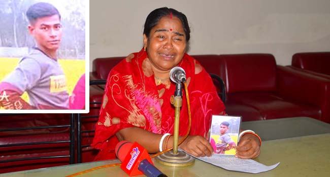 বগুড়ায় ছেলেকে ফিরে পেতে মায়ের আকুতি