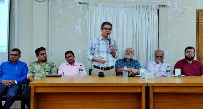 নোয়াখালী প্রযুক্তি বিশ্ববিদ্যালয়ে নবিন কর্মচারীদের প্রশিক্ষণ অনুষ্ঠিত
