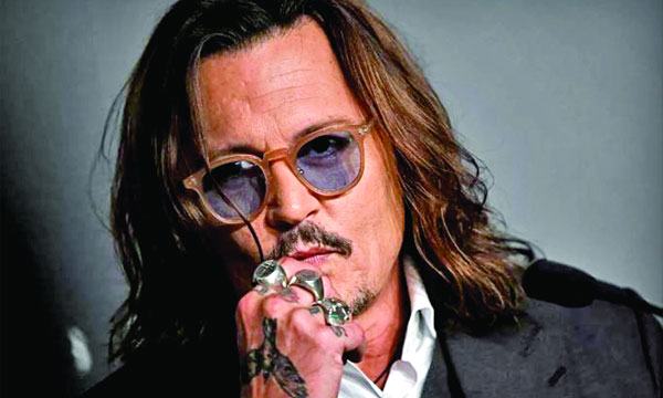কানে জনি ডেপের মান-অভিমান নিয়েও সমালোচনা