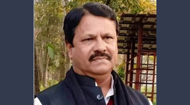বাকেরগঞ্জ পৌর মেয়র লোকমানসহ ৫ জনের বিরুদ্ধে সাংবাদিক নেতার মামলা