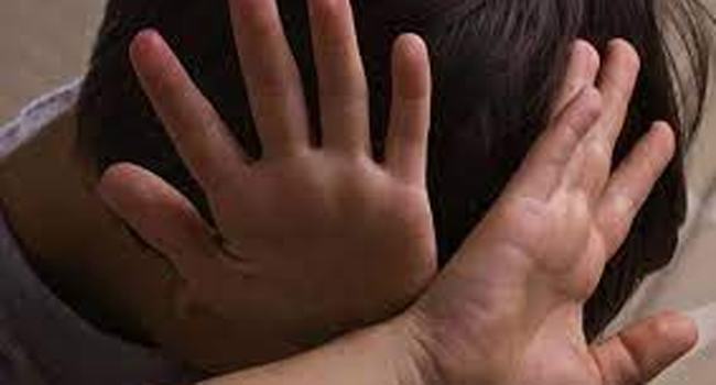 ছাত্রকে পেটালেন টিউটর, থানায় অভিযোগ