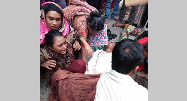 পাথরঘাটায় সড়ক দুর্ঘটনায় নিহত ১