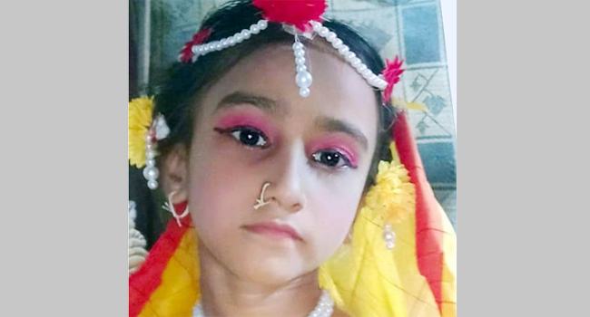 মিরসরাইয়ে বাসচাপায় স্কুলছাত্রী নিহত