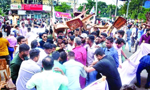 চট্টগ্রামে ১৪ দলের সমাবেশে সংঘর্ষ আহত ১০