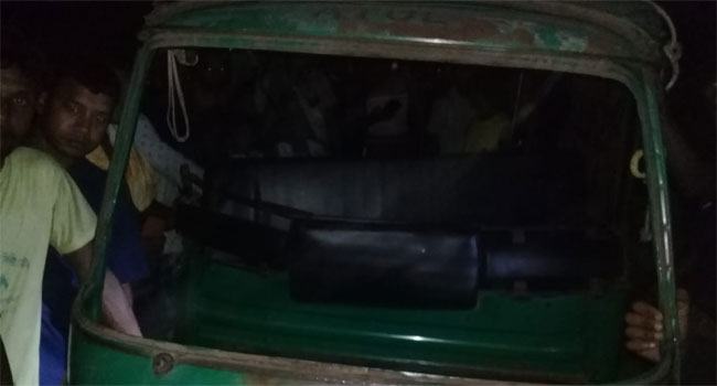 লালমনিরহাটে ট্রাক-সিএনজি অটোরিকশা সংঘর্ষে নিহত ২