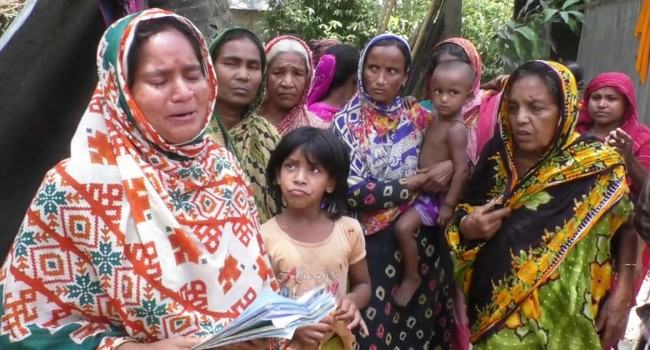 ৬০০ অসহায় হতদরিদ্র নারীর ফরিয়াদ, আমাদের টাকা ফেরত দিন