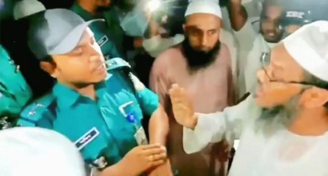 আমি বলদ কিংবা স্বশিক্ষিত নই : পুলিশের সাথে বিতণ্ডায় ফয়জুল করিম
