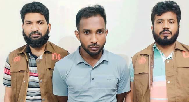 আশুলিয়ায় ইয়াবাসহ মাদককারবারি গ্রেফতার