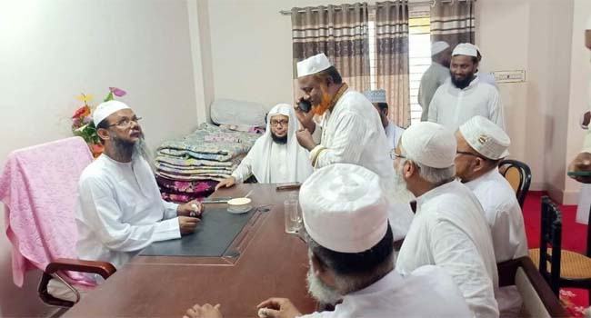 সমবেদনা জানাতে চরমোনাই গেলেন জামায়াত নেতারা