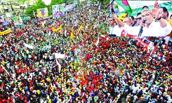 লুটেরা এই সরকার বাংলাদেশকে ফোকলা করে দিয়েছে : ফখরুল