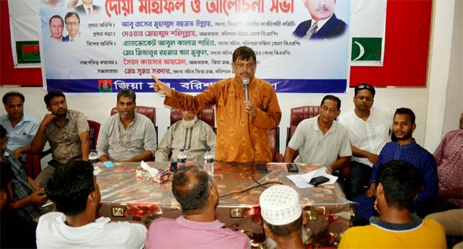 ‘সরকারের পায়ের তলার মাটি সরে যাচ্ছে’