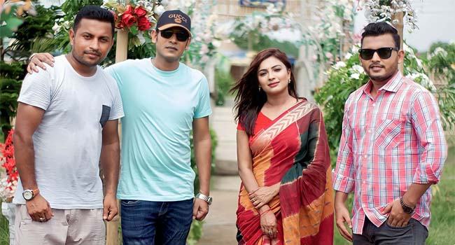দীর্ঘদিন পর নতুন মিউজিক ভিডিওতে শুভ খান