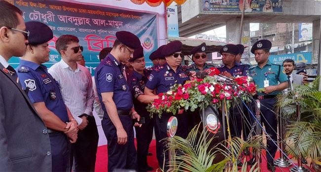 পশুবাহী গাড়ি গন্তব্যে যেতে বাধা দানকারীদের বিরুদ্ধে কঠোর ব্যবস্থা নেয়া হবে : আইজিপি