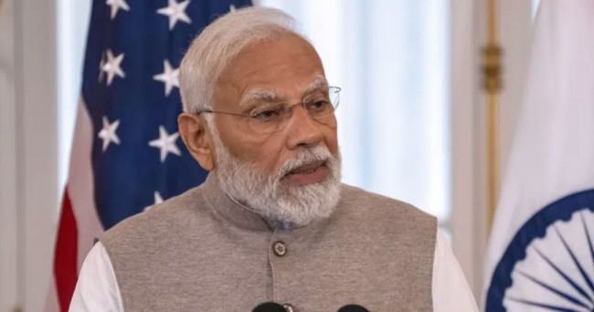 সম্পর্ক জোরদার করতে ২ দিনের সফরে মিসরে ভারতের প্রধানমন্ত্রী