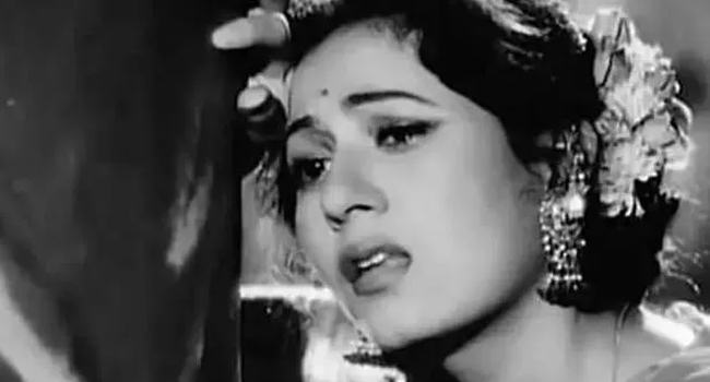 মধুবালার প্রেমে পাগল ছিলেন যত খ্যাতিমান পুরুষ
