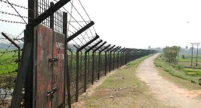 লালমনিরহাট সীমান্তে বিএসএফের গুলিতে বাংলাদেশী গুলিবিদ্ধ