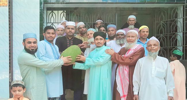 কুমিল্লায়  কাঁঠালের দাম ১০ হাজার ৫ শ’ টাকায় বিক্রয়