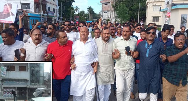 নাটোর জেলা বিএনপির কার্যালয়ে ইট-পাটকেল নিক্ষেপ ও ভাঙচুর