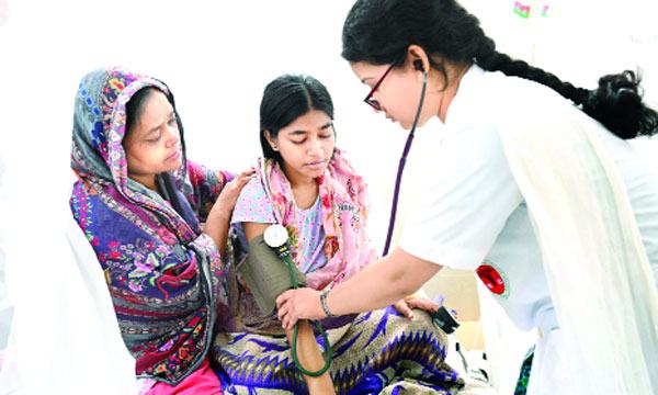 ৫ জনের মৃত্যু : ঘণ্টায় ৫২ ডেঙ্গু রোগী ভর্তি হচ্ছে হাসপাতালে