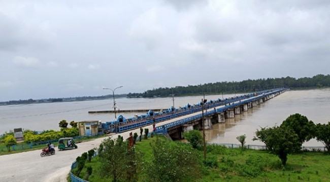 তিস্তার পানি বিপৎসীমার ওপরে