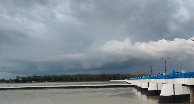 গর্জে উঠেছে তিস্তা, নীলফামারীর ১৫ গ্রাম প্লাবিত