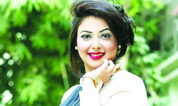 পাড়া-মহল্লা সব জায়গায় বাজছে গানটি : কোনাল