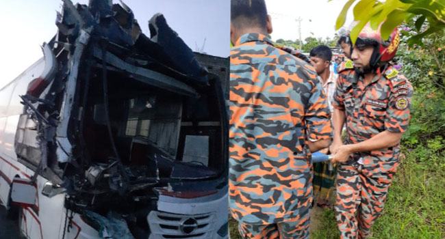 এক্সপ্রেসওয়েতে নিয়ন্ত্রণ হারাল বাস