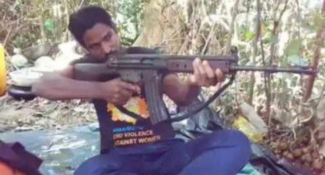 আগ্নেয়াস্ত্রসহ আরসার ‘সামরিক কমান্ডার’ নূরসহ গ্রেফতার ৬