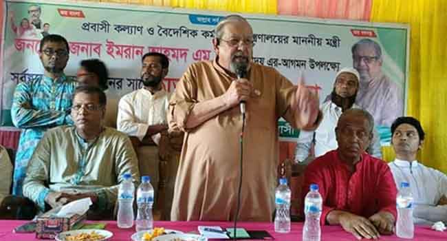 গণতান্ত্রিক রাজনৈতিক দল হিসেবে আওয়ামী লীগ সবসময় নির্বাচনের পক্ষে : প্রবাসী কল্যাণ মন্ত্রী