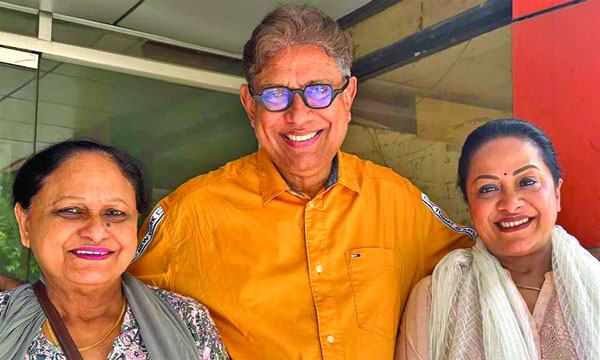 এফডিসিতে জ্যোৎস্না বিশ^াস, খবর পেয়ে ছুটে এলেন আফজাল