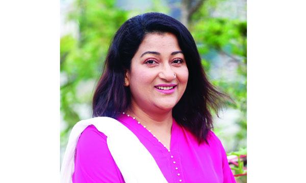 নতুন সিনেমা ও ধারাবাহিকে দীপা খন্দকার