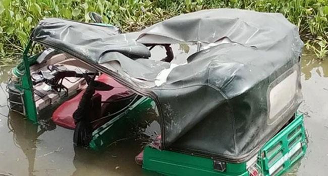নওগাঁর রাণীনগরে সিএনজি-মোটরসাইকেল সংঘর্ষে শিশু নিহত
