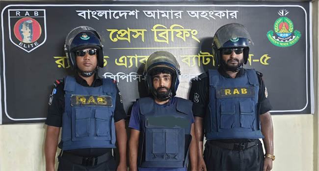 জয়পুরহাটে হত্যা মামলার মৃত্যুদণ্ডপ্রাপ্ত আসামি গ্রেফতার