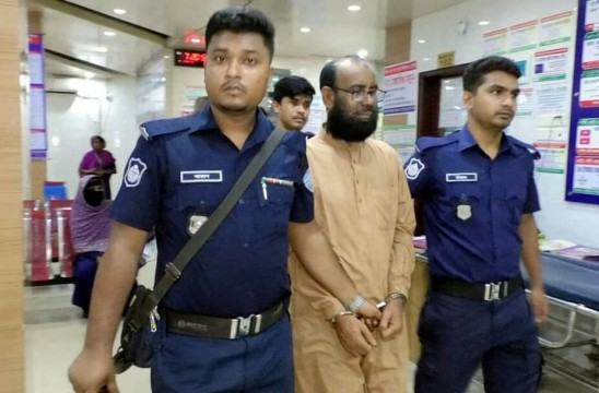 নোয়াখালীতে ভুয়া চিকিৎসক গ্রেফতার