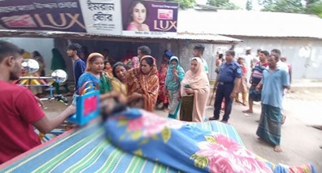 চুরি হওয়া মোবাইল চাইতে গিয়ে ফেরা হলো না কাশেমের