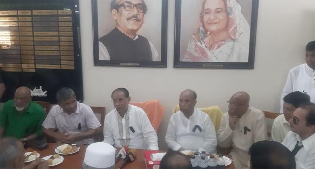 'আগামী নির্বাচনে অন্তর্বর্তীকালীন সরকারের প্রধান হবেন শেখ হাসিনা'