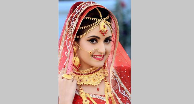 কলকাতার নতুন ছবির নায়িকা হতে যাচ্ছেন পরীমণি