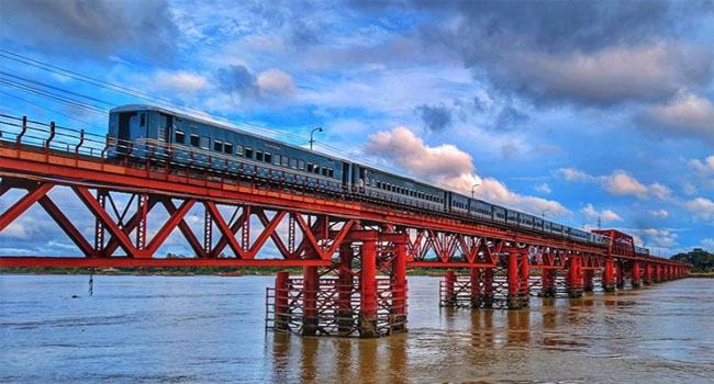 ৩ মাসের জন্য বন্ধ হয়ে গেল কালুরঘাট সেতু