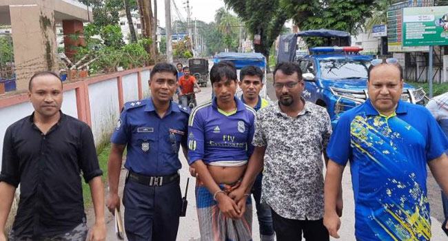 শ্যালিকাকে ধর্ষণে ব্যর্থ হয়ে ২ শিশুকে কুপিয়ে হত্যার অভিযোগ