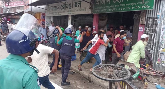 অনুমতি ছাড়াই রংপুরে জামায়াতের বিক্ষোভ, আটক ৮