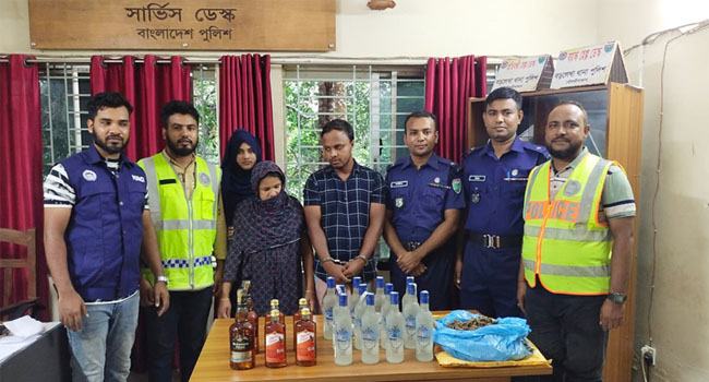 বড়লেখায় গাঁজা ও বিদেশী মদ উদ্ধার, নারীসহ আটক ২