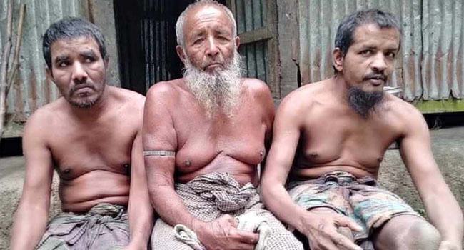 প্রতিবন্ধী দুই ছেলে নিয়ে মানবেতর জীবনযাপন আজিজ সরদারের